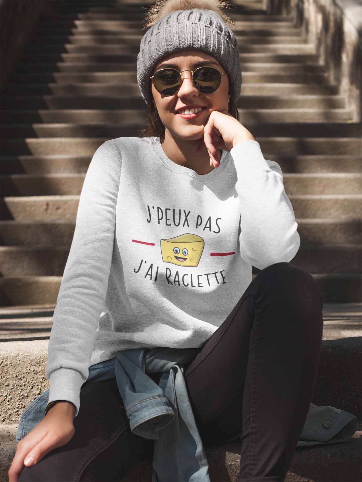 Mannequins portant les vêtements de la marque humoristique INSHINYTEE