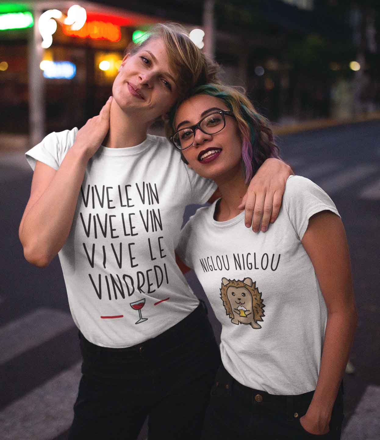 Mockup de mannequins portant les vêtements de la marque INSHINYTEE