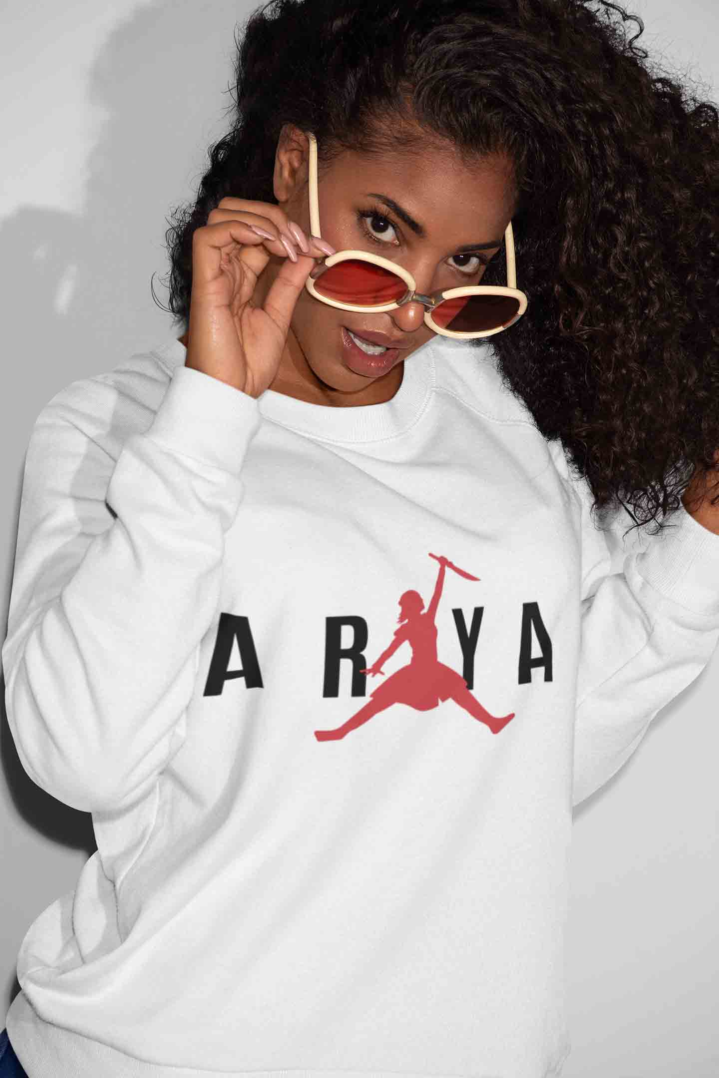 Mockup de mannequins portant les vêtements de la marque INSHINYTEE